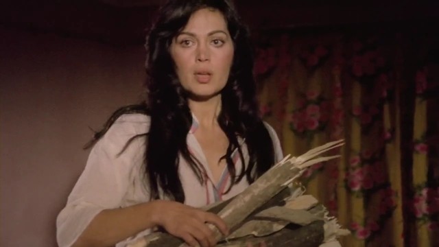 Selvi Boylum Al Yazmalım Fotoğrafı