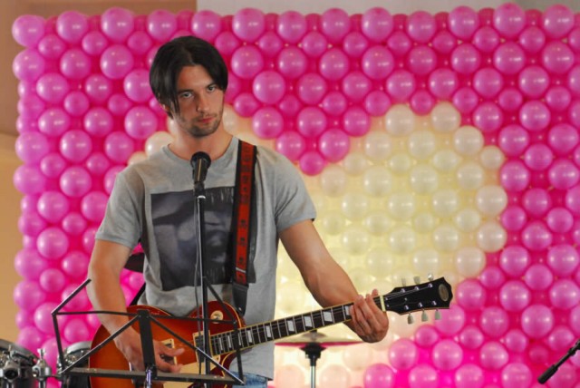 Pjevajte Nesto Ljubavno fotoğrafı