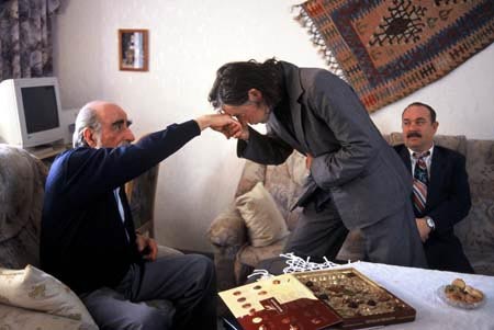 Duvara Karşı Fotoğrafı