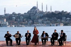 Duvara Karşı Fotoğrafı