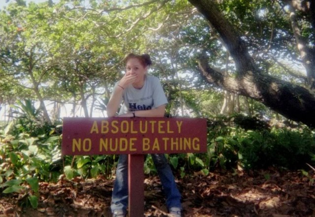 Two Nudes Bathing fotoğrafı