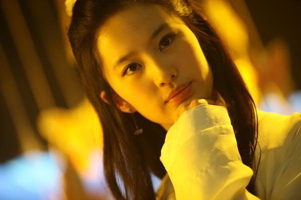 Love In Disguise Fotoğrafı