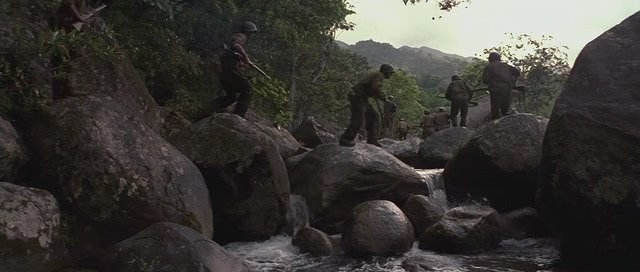 İnce Kırmızı Hat Fotoğrafı