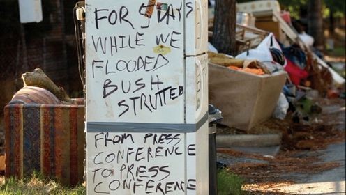 'Bentler Yıkılınca: Dört Perdelik Bir Ağıt Fotoğrafı