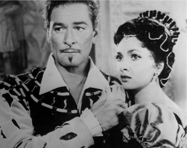 Crossed Swords fotoğrafı