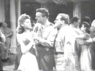 Abroad With Two Yanks fotoğrafı