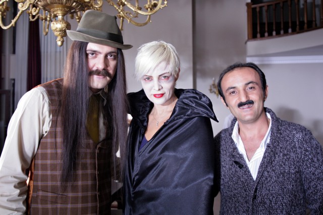 Kutsal Damacana: Dracoola Fotoğrafı