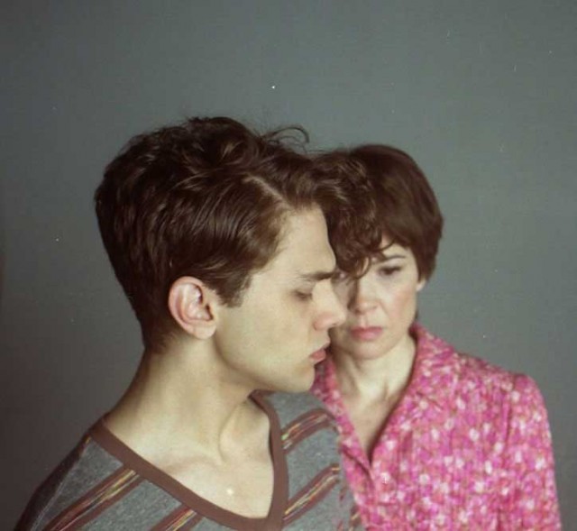 Annemi Öldürdüm fotoğrafı