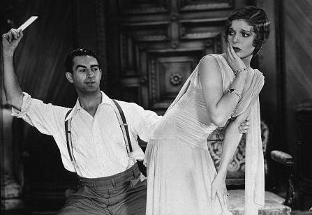 Loose Ankles fotoğrafı