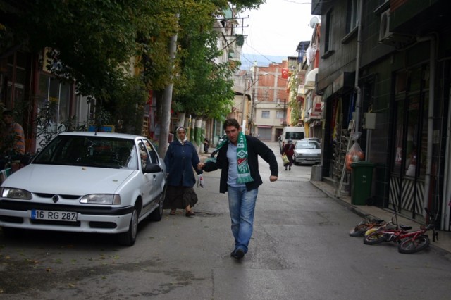 Adı Aşk Bu Eziyetin Fotoğrafı