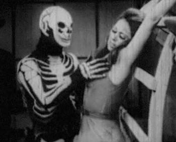 Kilink Uçan Adama Karşı fotoğrafı