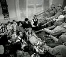 Mutlu Ol Bu Bir Emirdir (2006) afişi