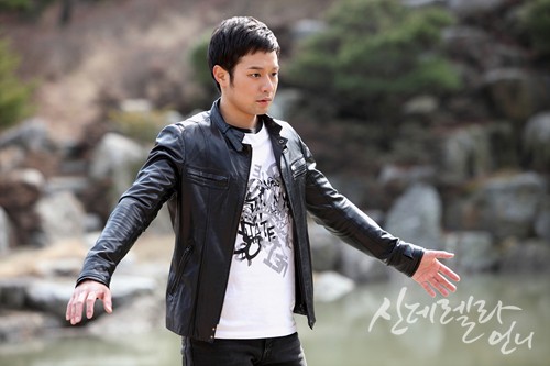 Sindirella'nın Üvey Ablası Fotoğrafı