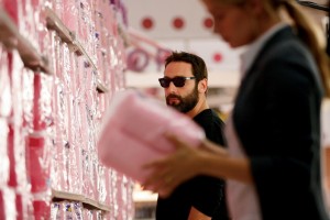 Senden Başka Fotoğrafı