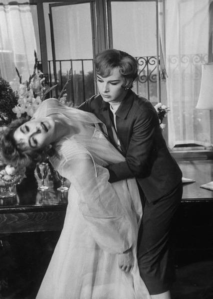 Üç Dünya Güzeli fotoğrafı