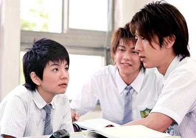 Hanazakarino Kimitachie Fotoğrafı