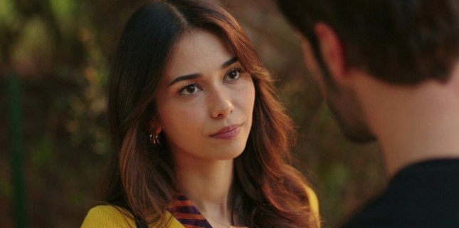 Türkü Su Demirel, "Yalı Çapkını" Dizisine Geri Döndü!