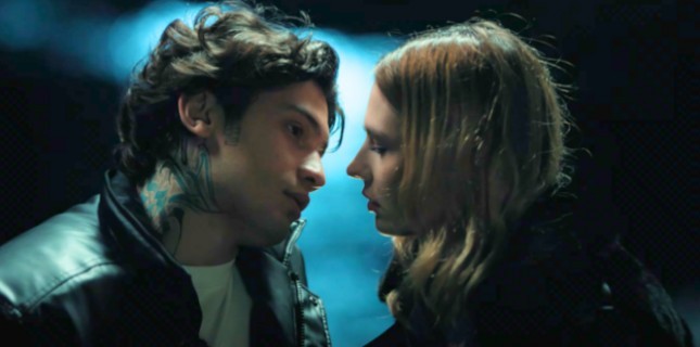 "Aşk Sadece Bir An" Dördüncü Haftasında Hala Gişe Lideri!