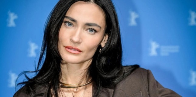 Saadet Işıl Aksoy, "Bir Ruh Macerası" Dizisinin Kadrosuna Katıldı!