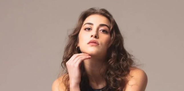 Nil Sude Albayrak "Pera" Dizisinin Kadrosunda!