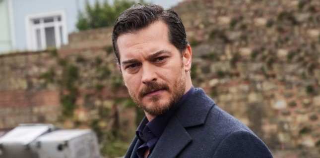 "Uykucu Adam" Filminin Oyuncu Kadrosu Genişliyor!