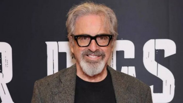 Ünlü oyuncu Robert Carradine 71 yaşında hayatını kaybetti.