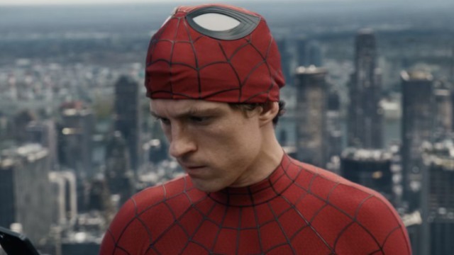 "Örümcek-Adam: Yepyeni Bir Gün" fragmanı 1 milyar izlenmeyi aşarak tarihe geçti!