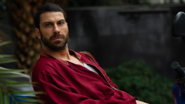 Armağan Oğuz, Kanal D’nin yeni dizisi "Daha 17"ye katıldı!