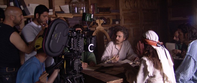 Yüksel Aksu’nun Beklenen Filmi Entelköy - Tepeköy’ün Çekimleri Başlıyor