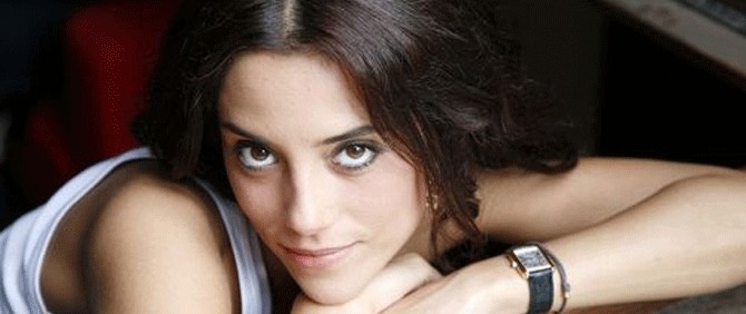 En Başarılı Eski Manken Yeni Oyuncu Cansu Dere Oldu!