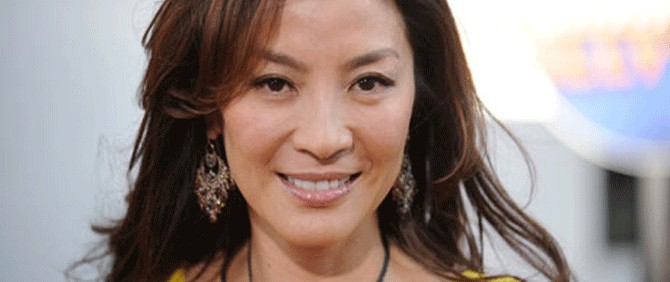 Bond kızı Michelle Yeoh sınırdışı