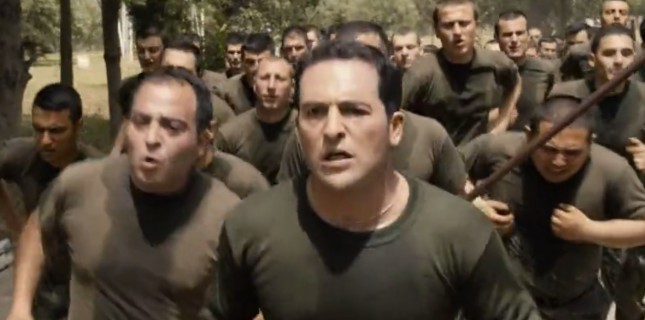 'Bölük' Gişenin Zirvesinde