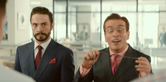 ‘Ailecek Şaşkınız’ rekorla gişenin zirvesinde!