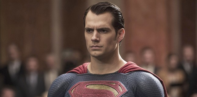 Henry Cavill Superman Rolünden Ayrılıyor