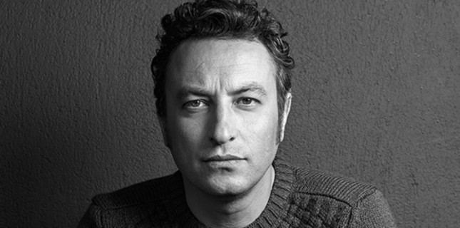 Kürk Mantolu Madonna'nın Sinema Uyarlamasını Onur Saylak Yönetecek