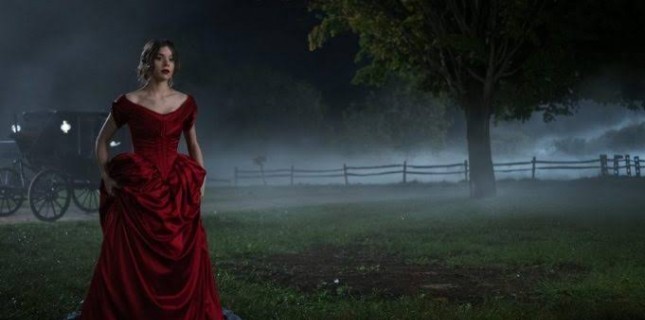 Apple TV+’ın İlk Dizilerinden Dickinson’dan Bir Video Yayınlandı