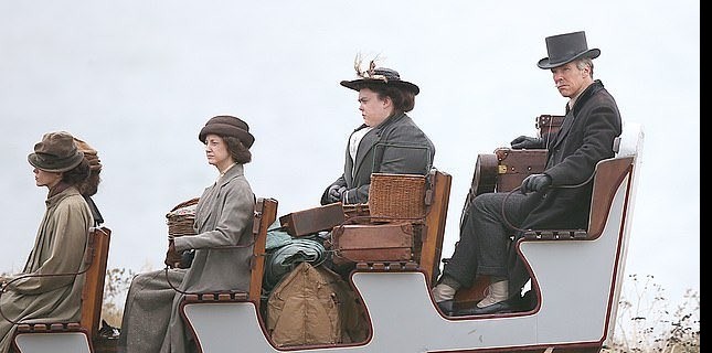 Benedict Cumberbatch ve Claire Foy’lu Louis Wain Setinden Görüntüler