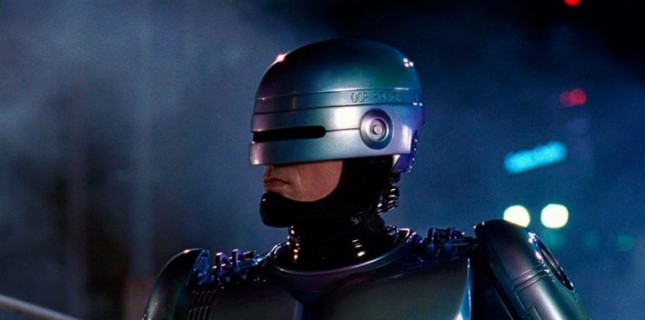 RoboCop Efsanesi Abe Forsythe ile Geri Dönüyor 