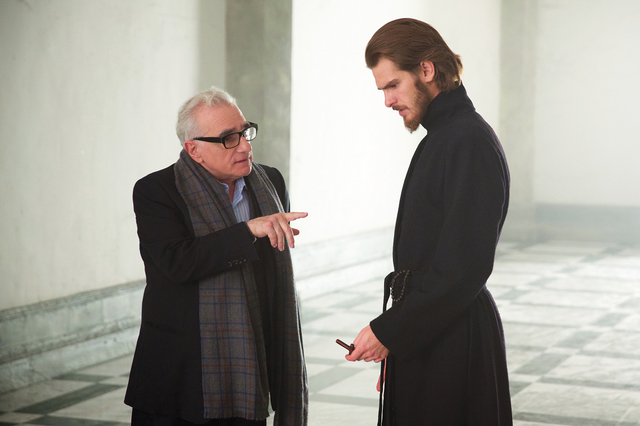 Martin Scorsese ve Andrew Garfield "Silence" filminin setinde