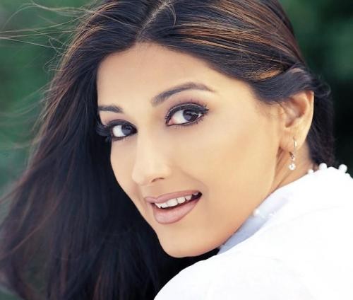 Sonali Bendre fotoğrafı