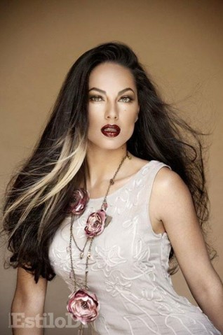 Barbara Mori Fotoğrafı