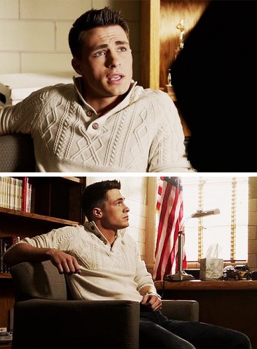 Colton Haynes Fotoğrafı