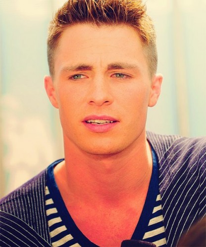 Colton Haynes Fotoğrafı