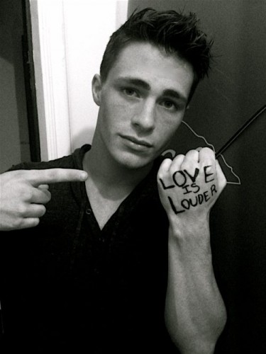 Colton Haynes Fotoğrafı