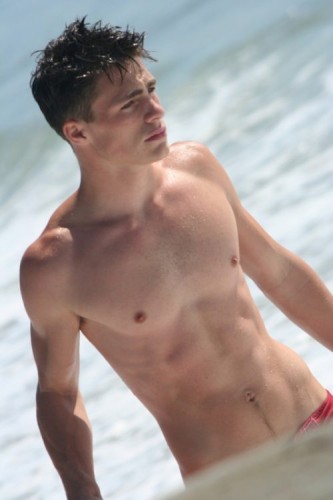 Colton Haynes Fotoğrafı