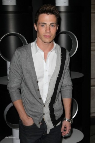 Colton Haynes Fotoğrafı