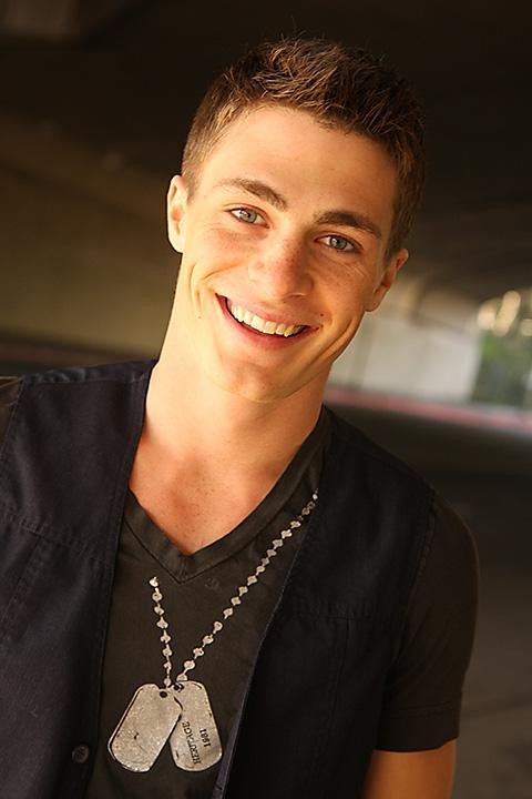 Colton Haynes Fotoğrafı