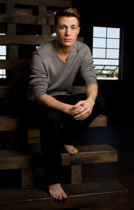 Colton Haynes Fotoğrafı