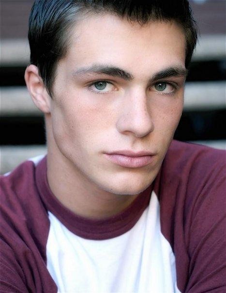 Colton Haynes Fotoğrafı