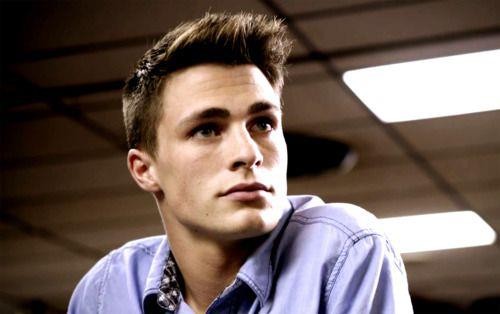 Colton Haynes Fotoğrafı